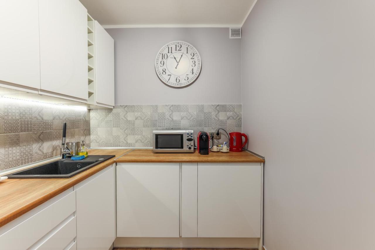 Ap Apartments Piastowska Gdansk Bagian luar foto